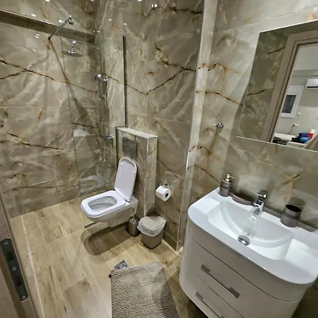 Agora Luxury Flat 5 Loutráki